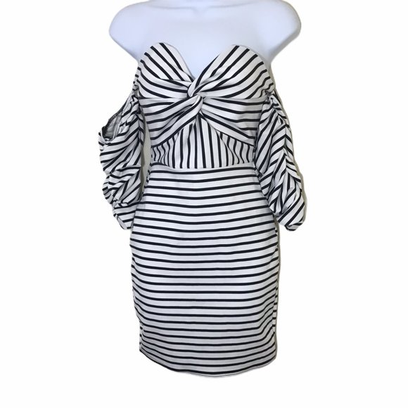 boohoo denim v neck dress with puff sleeve in white